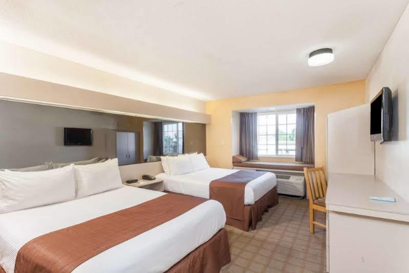 Microtel Inn & Suites By Wyndham Нашвил Екстериор снимка